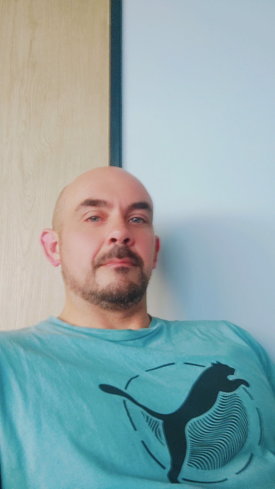 Profilo di Anthon, 43 anni, Cerco Trombamico a Folgaria