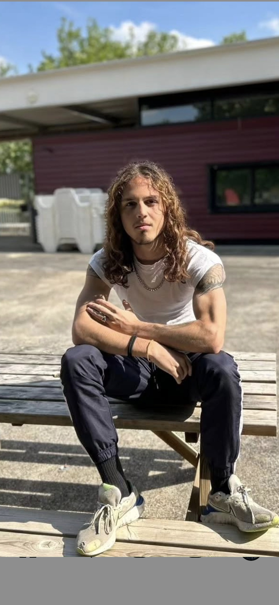 Profilo di Loïg, 19 anni, Cerco Trombamico a Scafa
