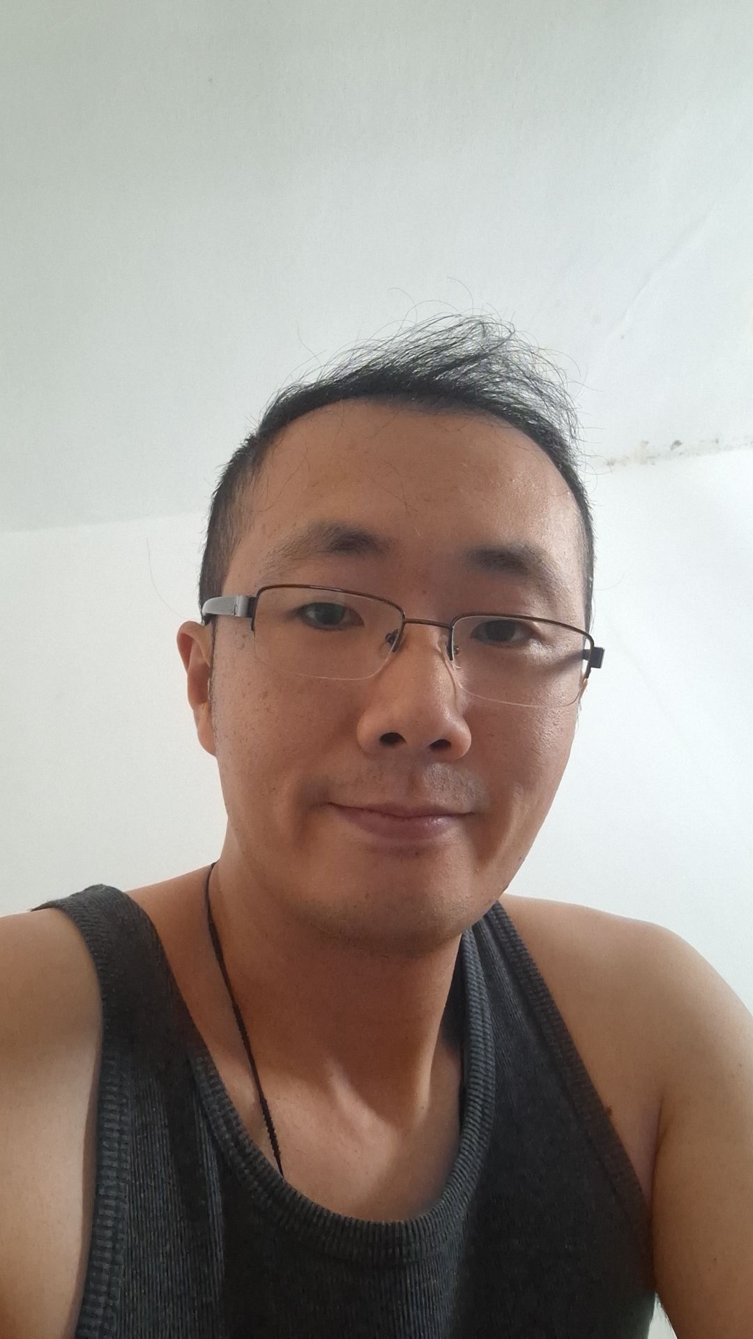 Profilo di Jean-raymond, 36 anni, Cerco Trombamico a Stienta