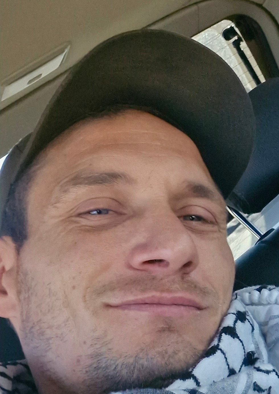 Profilo di Janis, 39 anni, Cerco Trombamico a Scurzolengo