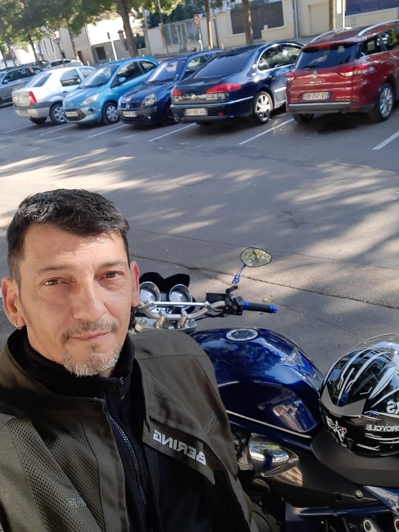 Profilo di Stefanu, 42 anni, Cerco Trombamico a Riva del Garda