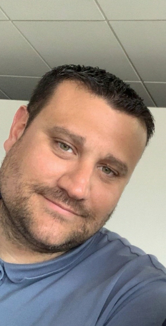 Profilo di Rayyan, 42 anni, Cerco Trombamico a Favria