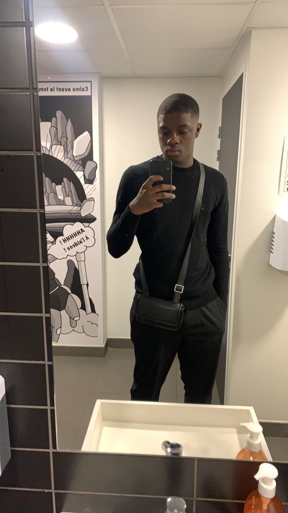 Profilo di Jonatan, 22 anni, Cerco Trombamico a Tornata