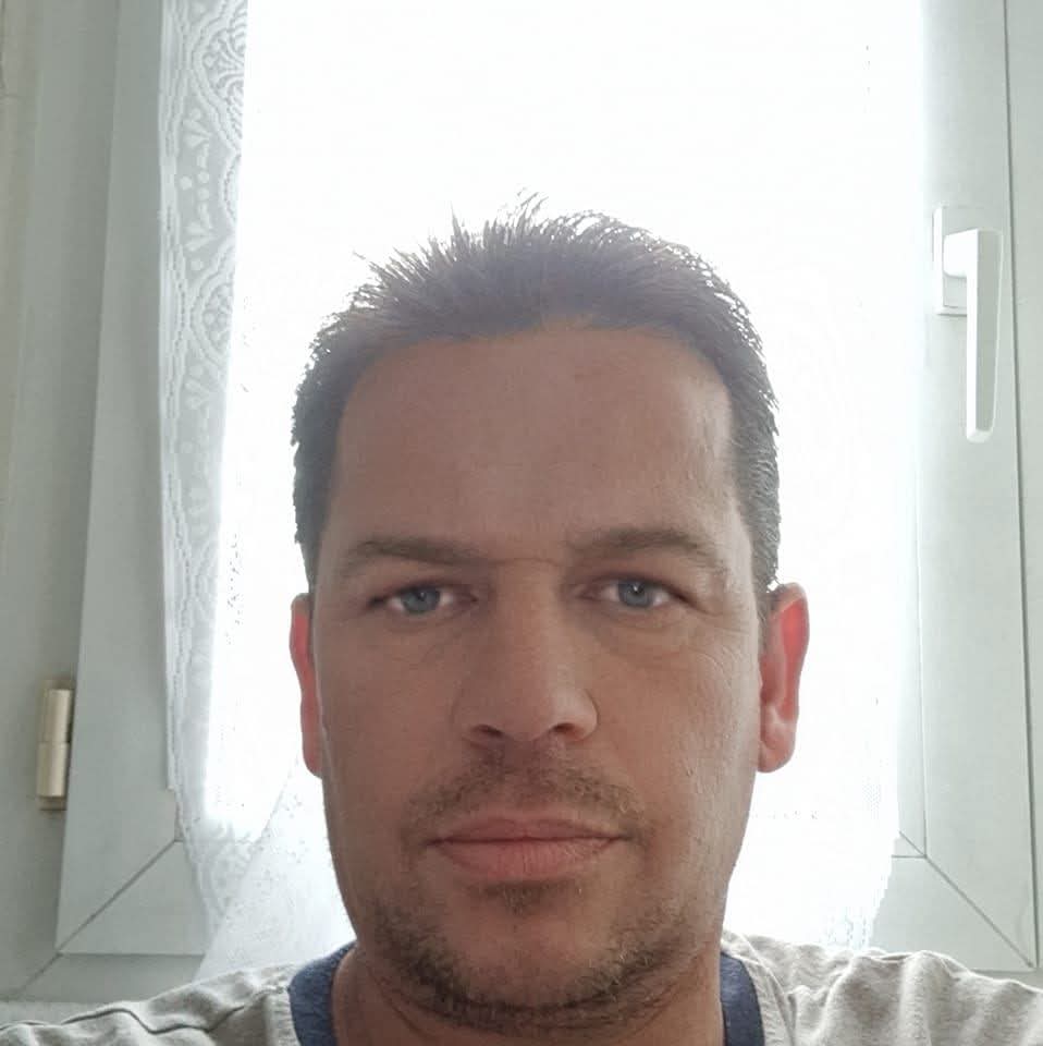 Profilo di Elowan, 52 anni, Cerco Trombamico a Marmora