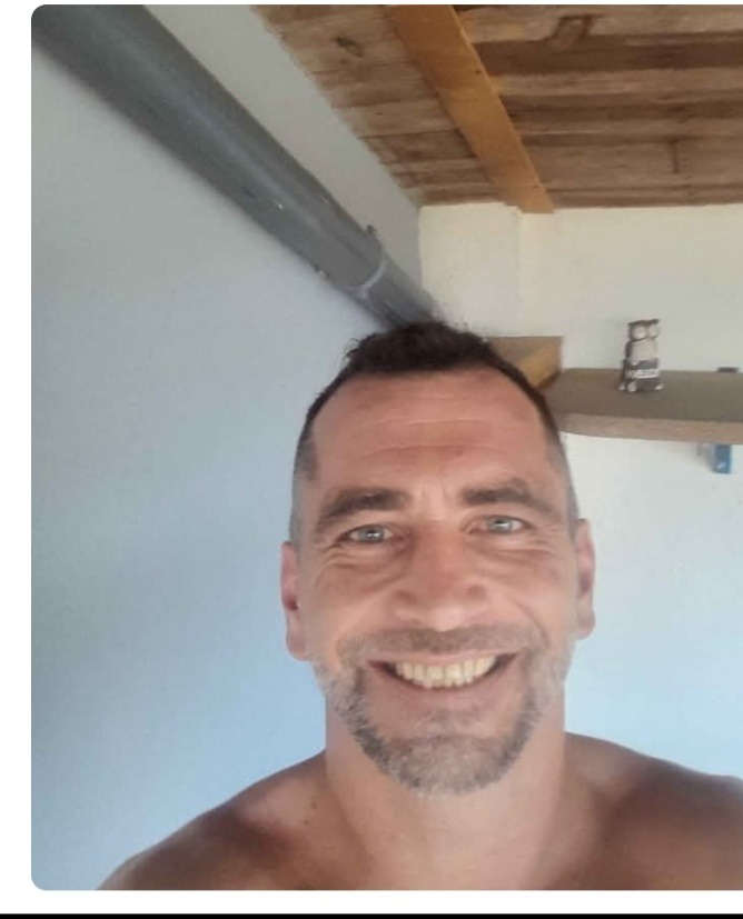 Profilo di Chems-dine, 43 anni, Cerco Trombamico a Ceregnano