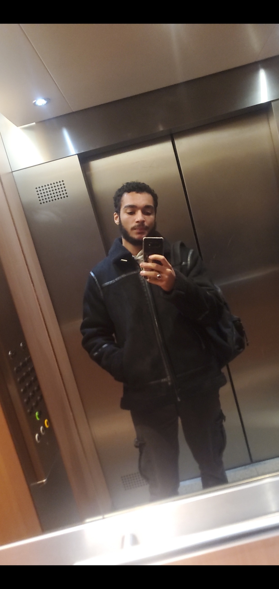 Profilo di Hoang, 19 anni, Cerco Trombamico a Feltre
