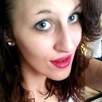 Profilo di Julie-marie, 24 anni, Cerco Trombamico a Ponzone