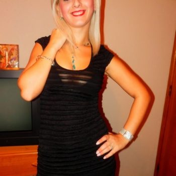 Profilo di Feliciana, 32 anni, Cerco Trombamico a Muzzano