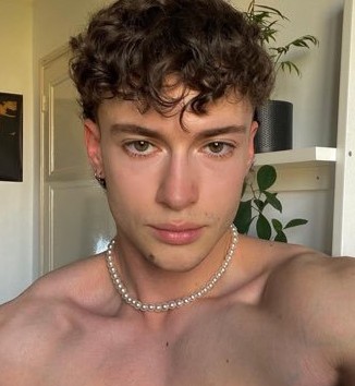 Profilo di Gueric, 24 anni, Cerco Trombamico a Pizzoferrato