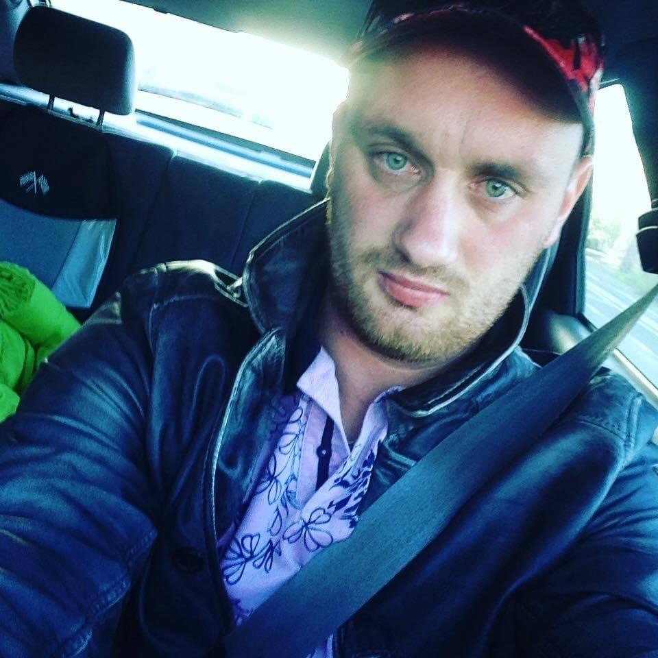 Profilo di Naulan, 41 anni, Cerco Trombamico a Gattatico