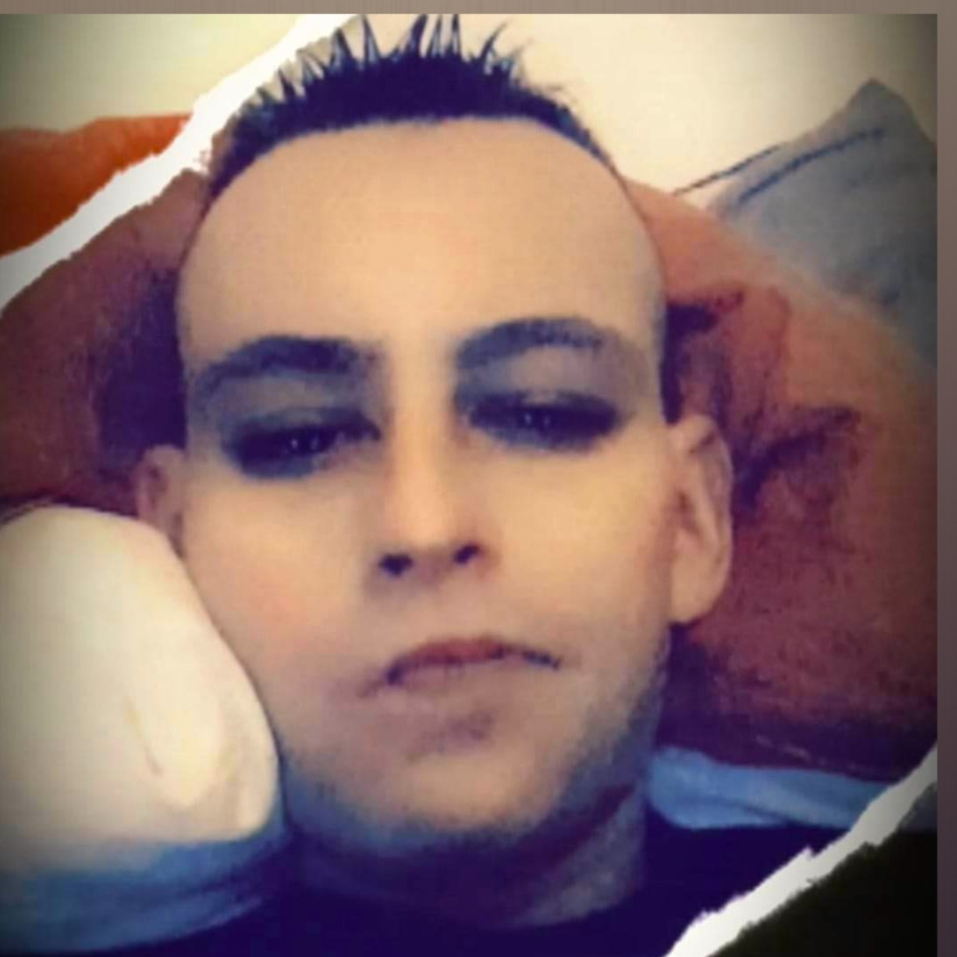 Profilo di Kayan, 27 anni, Cerco Trombamico a Barengo