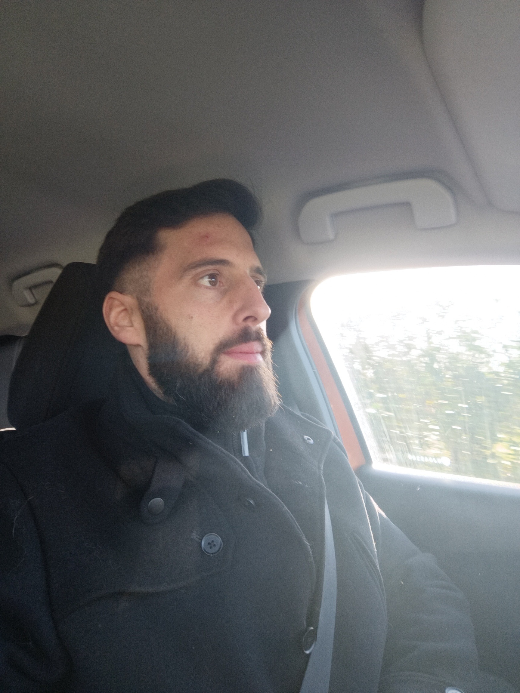 Profilo di Evenor, 33 anni, Cerco Trombamico a Monteferrante