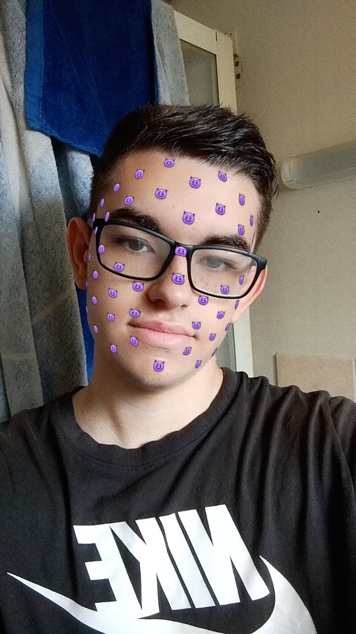 Profilo di Nemo, 21 anni, Cerco Trombamico a Mele
