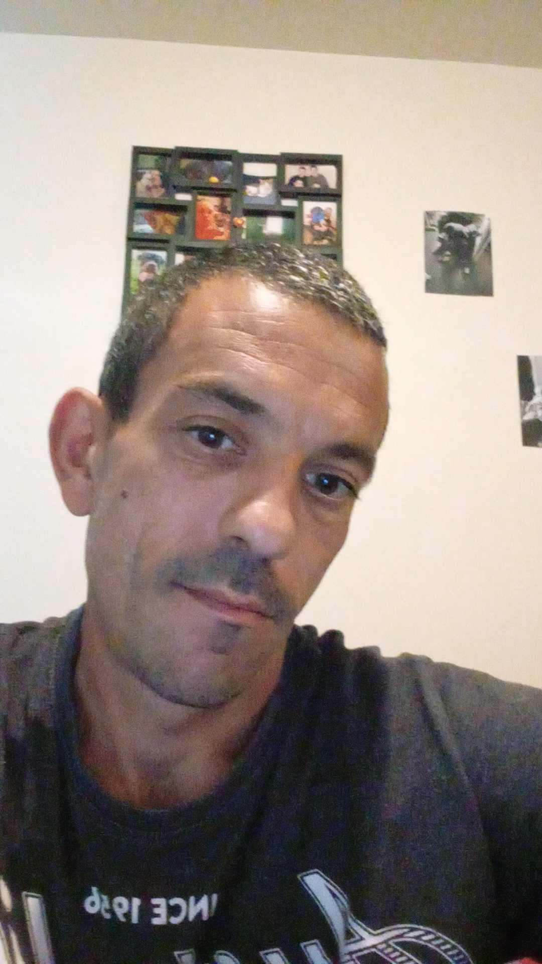 Profilo di Isam, 39 anni, Cerco Trombamico a Piatto