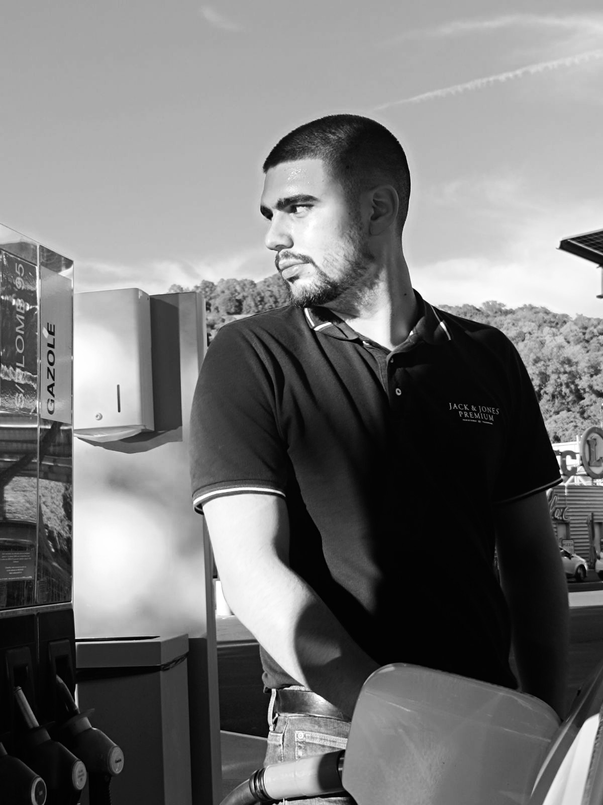 Profilo di Claude-bernard, 22 anni, Cerco Trombamico a Posta Fibreno