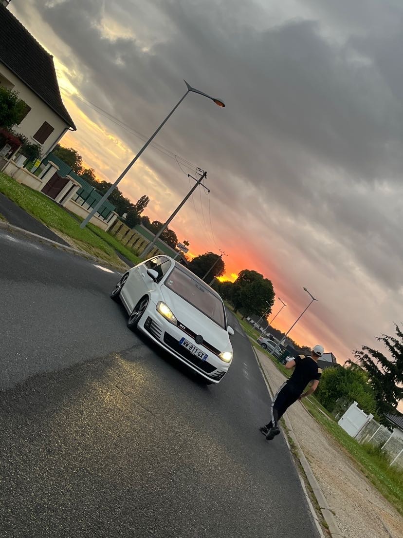 Profilo di Aness, 18 anni, Cerco Trombamico a Carentino