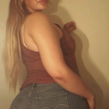 Profilo di Aanor, 34 anni, Cerco Trombamico a Limone Piemonte