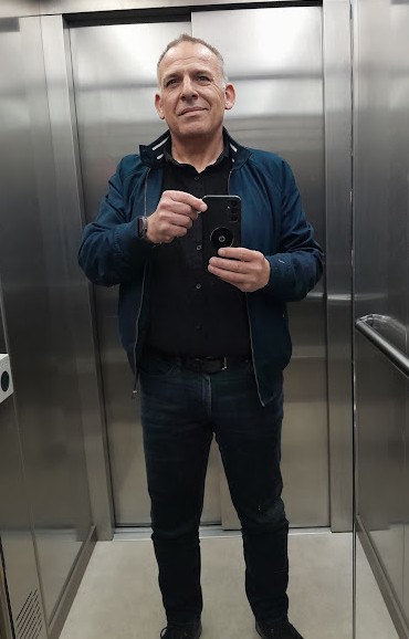 Profilo di Bo, 51 anni, Cerco Trombamico a Castelvecchio Calvisio