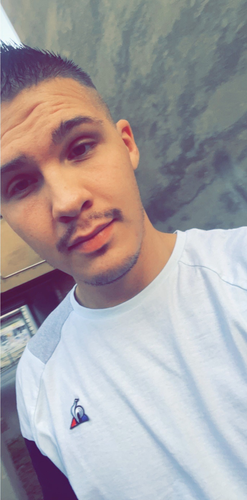Profilo di Tim, 23 anni, Cerco Trombamico a Montemarano